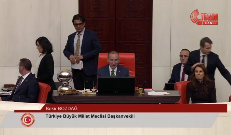 4977e95fd7f1cb07b073a374a0ce7297