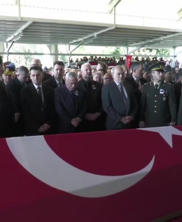 c8d580492ae9156fd7fda9689c2e85e2