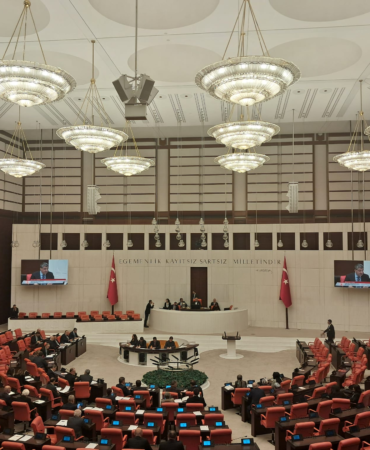 fd9f394112ff5f9d8b46ff7a108054eb